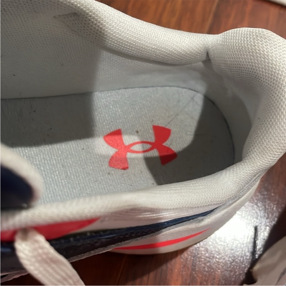 ⭐️Under Armour Women's Size 9/Men’s Size 7.5 White and Navy Sneakers - Picture 6 of 15